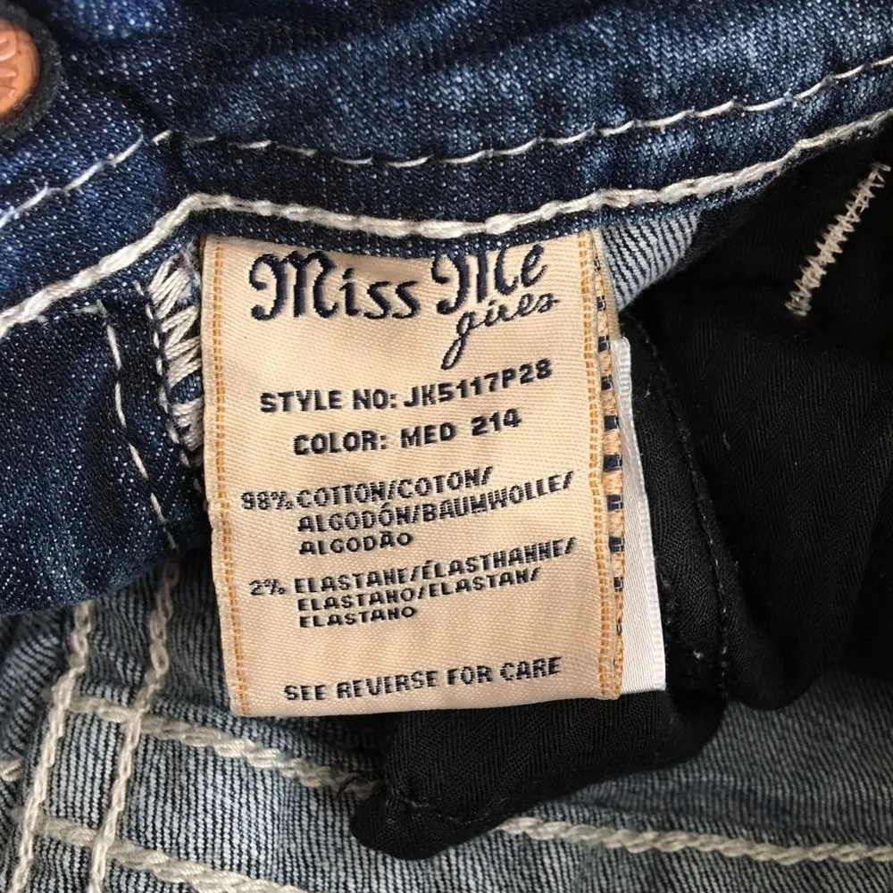 Miss Me Cuffed Capri Jeans Size 10x15.5" - Picture 7 of 7